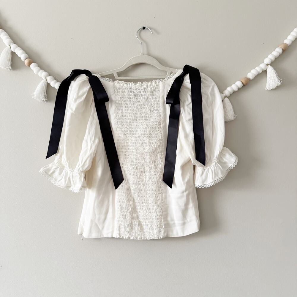 Reformation Inara Top Cropped Smocked Lace Trim Bow Shoulders Gossamer Size 6 - Picture 8 of 8